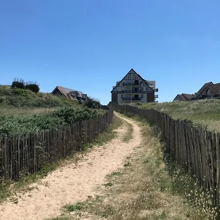 Apartament F2 A 100M De La Plage Avec Wifi. *